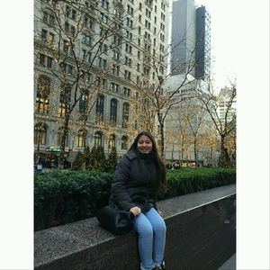 Meet your Posher, Brenda